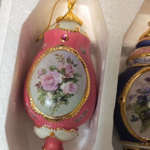 The Bradford Exchange.. Lena Liu's Forever Flowers Ornaments.. - Picture 2 of 15